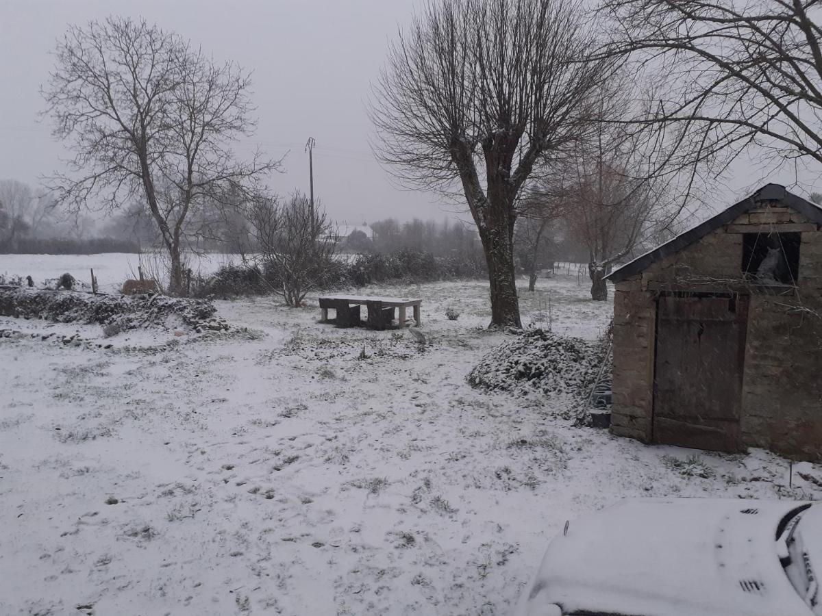 Gite Le Tilleul De La Fontaine Alluy Zewnętrze zdjęcie